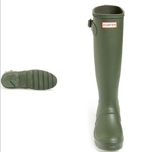 Olive green tall Hunter Boots “Christmas Green”
